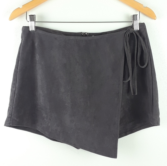 Mint Vanilla Pants - Mint Vanilla Skort Faux Suede Size 10 Gray